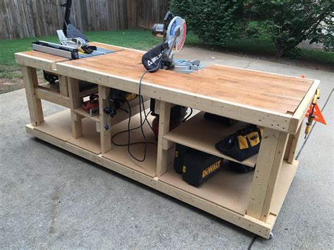 I Built A Mobile Workbench Mobile Workbench Garage Work Bench