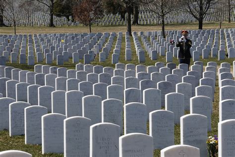 Officials Mull Opening Arlington Cemetery To The Public For Memorial