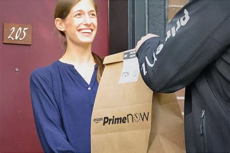 Shopping their flagship san francisco store on thursday afternoon, i was taken aback by empty shelves in the produce department. Amazon has free Whole Foods delivery for Prime members in ...