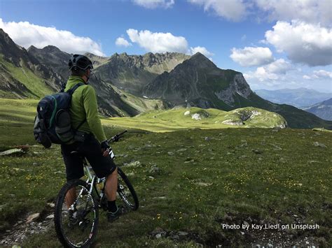 Mountain Biking In Alpe Dhuez