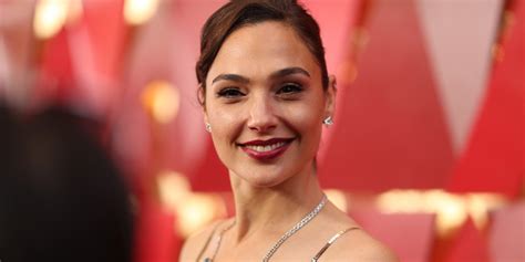 Gal Gadot Opens Up About Kristen Wiig And Chris Pines Involvement In