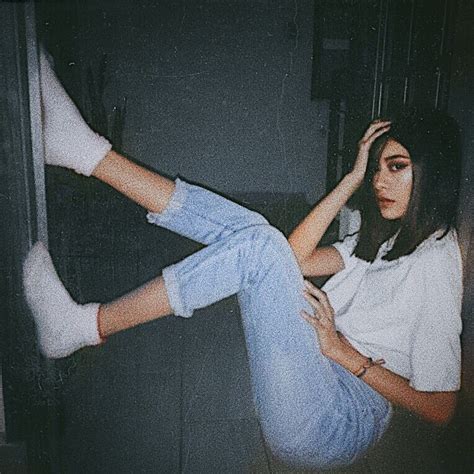 10 Best For Grunge Aesthetic Instagram Poses Lily Vonwiller Gallery