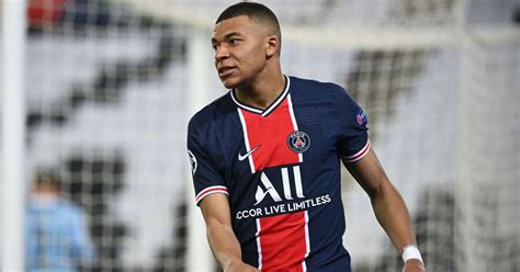 Jun 04, 2021 · manchester united fans have tipped anthony elanga for the top after his stunning goal on his debut for sweden's u21 side. Anthony Elanga Fifa 21 Potential : Manchester United ...