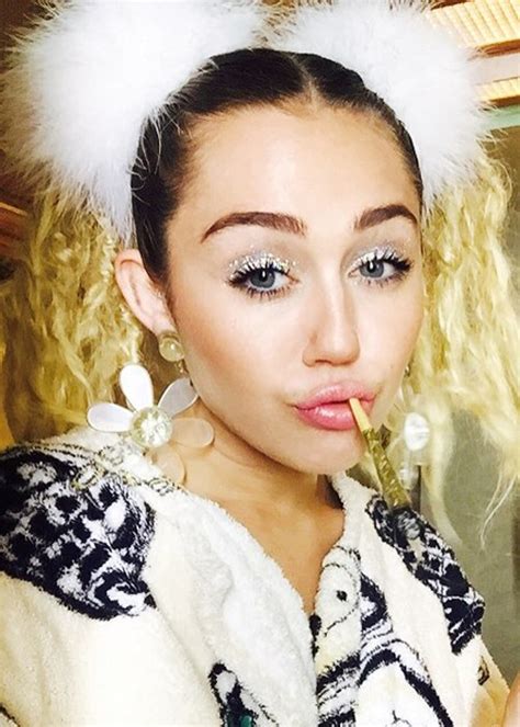miley cyrus hairstyles and hair colors steal her style page 3
