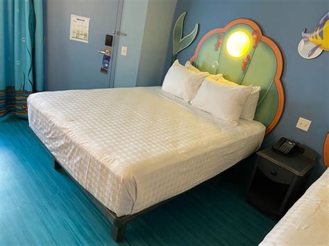 Photos Video Tour A Remodeled The Little Mermaid Room At Disneys