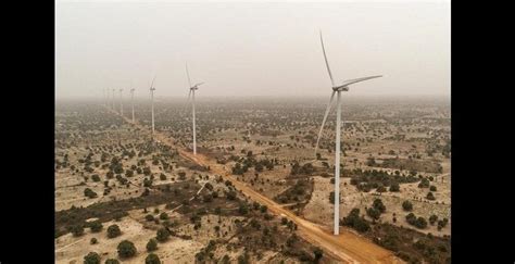 Énergies renouvelables le sénégal inaugure le plus grand parc éolien d afrique de l ouest vidéo