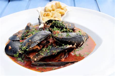 Maybe you would like to learn more about one of these? Cozze alla tarantina, un tipico piatto pugliese dal sapore ...