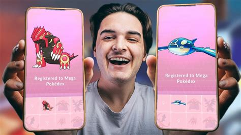 Poké Daxi On Twitter Double Fisting Phones Is The New Thumbnail Meta