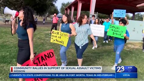 Community Rallies In Support Of Sexual Assault Victims Kveo Tv