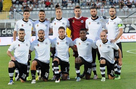 Spezia calcio, la spezia, italy. Serie B 2016/2017: presentazione Spezia