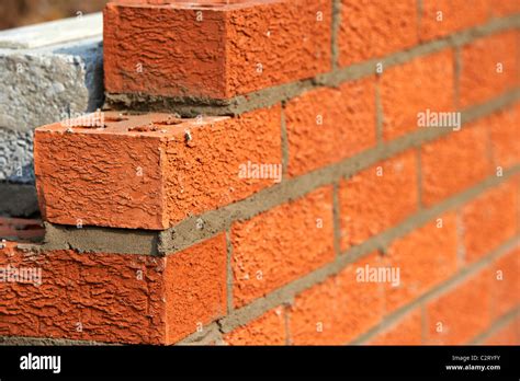 Bricklaying Wall Red House Bricks Facing Half Cement Breeze Blocks
