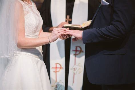 A Guide To A Catholic Wedding Ceremony Guides For Brides