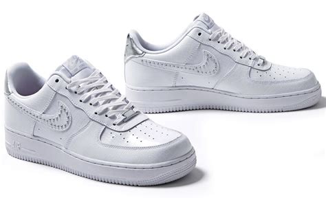 Nike кеды nike air force 1 lv8 5. Nike Air Force 1 '07 LE QS "White Christmas" | Sole Collector