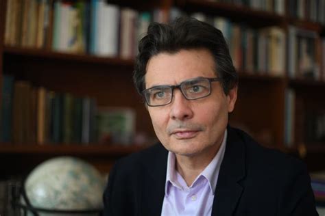 Pero, en últimas apariciones, alejandro gaviria ha actuado como candidato presidencial. Alejandro Gaviria descarta ser aspirante presidencial