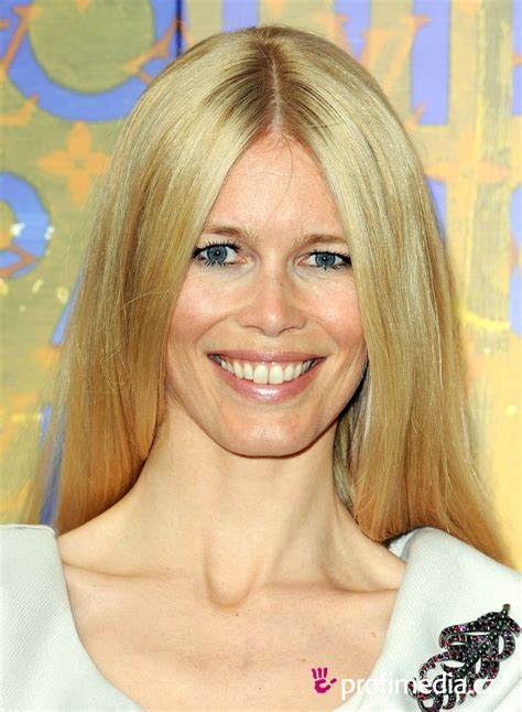 Claudia Schiffer Hairstyle Easyhairstyler