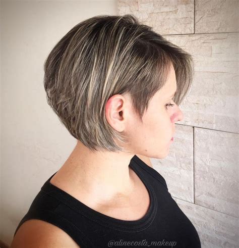 Inverted Bob With Highlights For Thin Hair Inverted Bob Haircuts