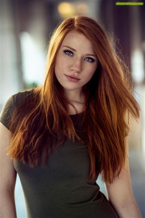 Carroty Beautiful Red Hair Gorgeous Redhead Beautiful Clothes Pretty