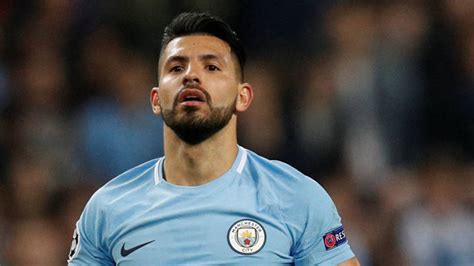 Check out his latest detailed stats including goals, assists, strengths & weaknesses and match ratings. Agüero mist Chelsea-uit door auto-ongeluk in Amsterdam | NOS