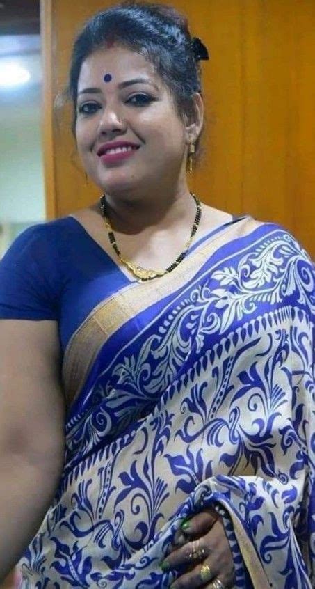 Pin By Vanathu Chinnapan On Aunty Beauty In Saree Most Beautiful Indian Actress Beautiful