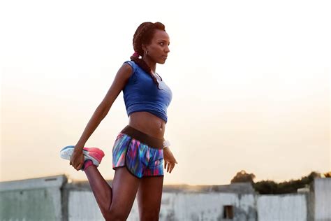 6 Essential Stretches To Do Right After Running Nike Be