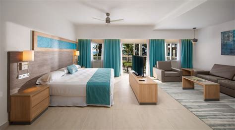 Riu Palace Tropical Bay All Inclusive Negril 712 Room Prices And Reviews Travelocity
