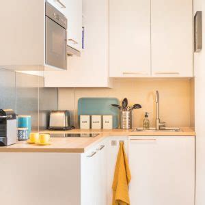 dekorasi dapur minimalis model scandinavian warna putih karadecoracom
