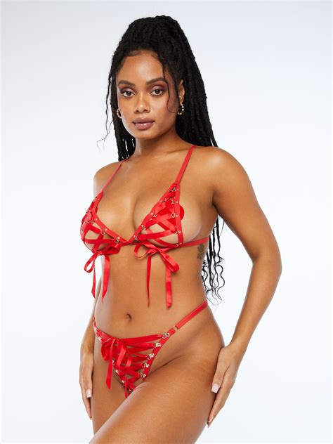 lace d up t set xs xl in red savage x fenty
