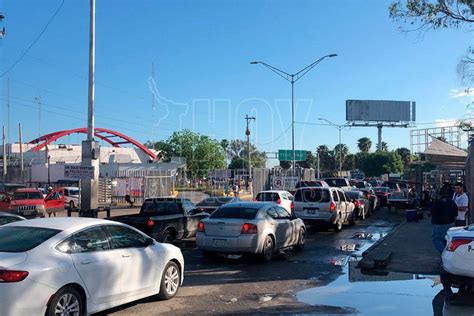 Hoy Tamaulipas Siguen Las Largas Filas En Puentes Internacionales De