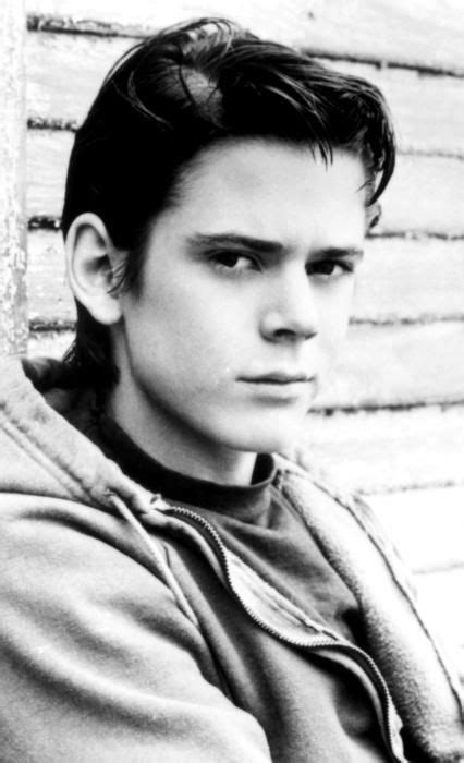 C Thomas Howell As Ponyboy Curtis In The Outsiders The Outsiders