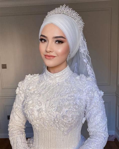 Most Beautiful Bridal Hijab And Makeup Inspirations Hijab Fashion
