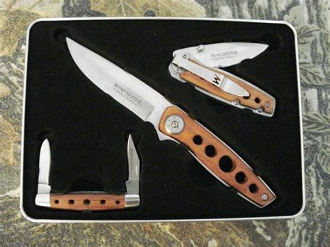 Buying or selling without checking iguide could be hazardous to your wealth. WINCHESTER LIMITED EDITION WOOD HANDLE KNIFE SET For Sale at GunAuction.com - 9564641