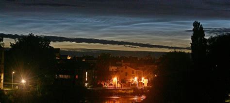 Noctilucent Clouds What They Are How To See Them Bbc Sky At Night