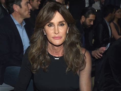 Caitlyn Jenner May De Transition To Male Claims Kardashian Book Author The Independent