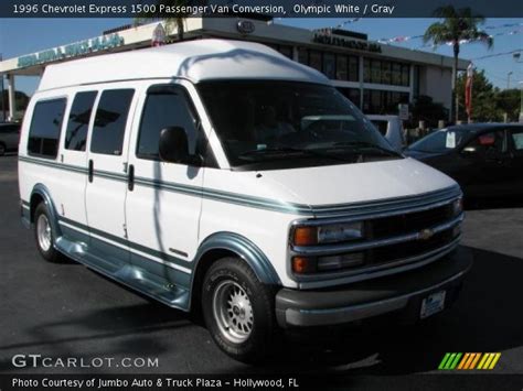Olympic White 1996 Chevrolet Express 1500 Passenger Van Conversion