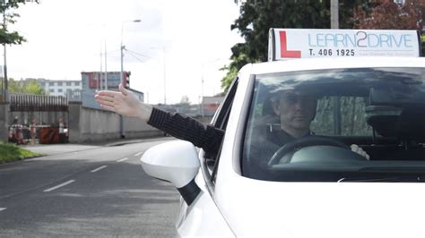 Driving Lessons Dublin Hand Signals In The Irish Driving Testdriving