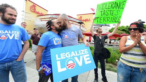 Conservatives Grapple With Gay Marriage