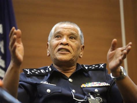 Antara nama disenaraikan adalah timbalan ketua polis negara, tan sri noor rashid ibrahim; TIMBALAN KETUA POLIS NEGARA TERKHILAF ATAU BERBOHONG ...