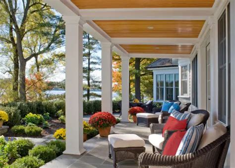 18 Great Traditional Front Porch Design Ideas