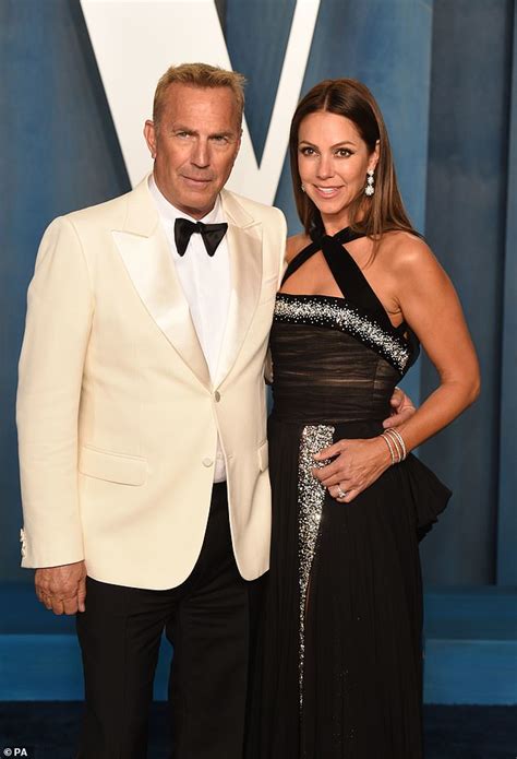 Sources Claim Kevin Costner Didn T Get Yellowstone Crew Member Pregnant