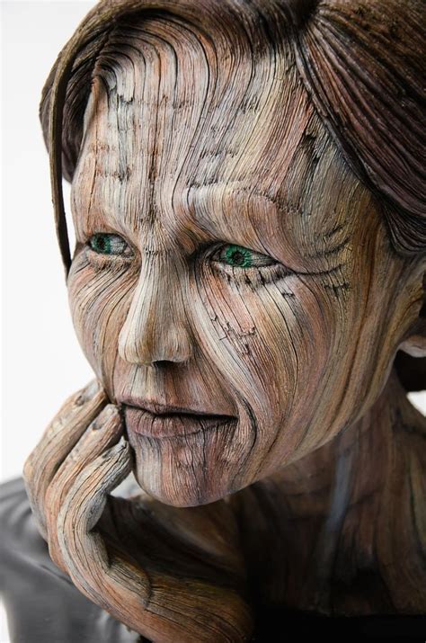 Hyperrealistic Sculptures Make Clay Look Like Wooden Humans Esculturas Em Cerâmica Esculturas