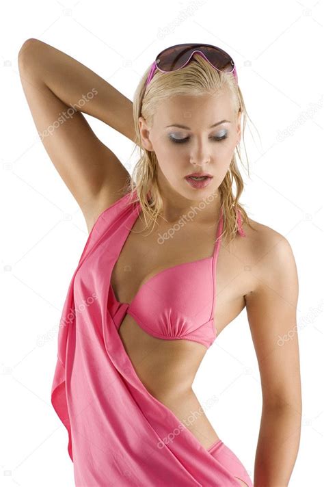 Sexy Chica Rubia Con Pelo Mojado Bikini Rosa Pareo Tomando Fotograf A