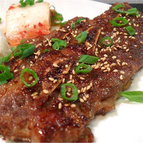 I use 16 to 20 count shrimp, but 21 to 25 count shrimp are okay too. Kalbi (Korean Marinated Short Ribs) in 2020 | Rib recipes ...