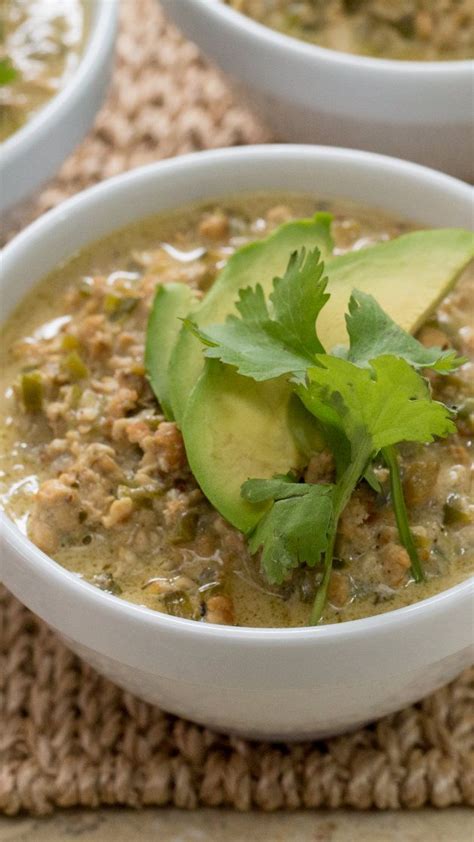 It's filling, tasty and can easily be a crockpot/freezer meal! Make this easy keto white chicken chili recipe tonight ...