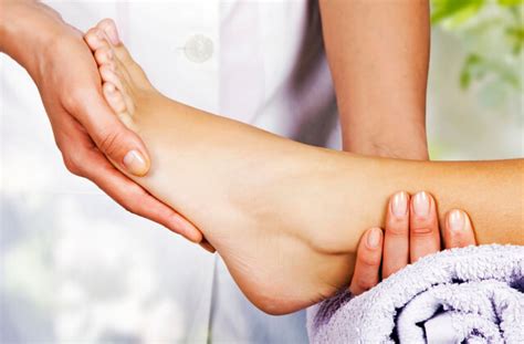 5 Surprising Benefits Of Foot Massage After Long Haul Travel Mapping Megan