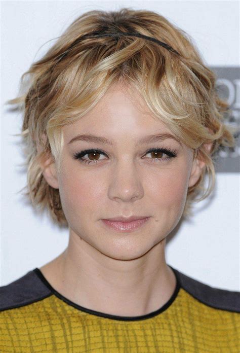20 Hairstyles For Short Hair You Will Want To Show Your