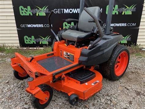 IN KUBOTA ZG S COMMERCIAL ZERO TURN MOWER HOURS A MONTH Lawn Mowers For Sale
