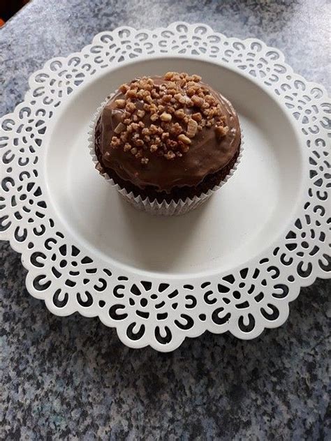 Deshalb die backtemperatur um zirka 20 grad reduzieren und den teig dafür etwas länger backen. Statt Zucker 75g Honig | Zuckerfrei backen, Lebensmittel ...