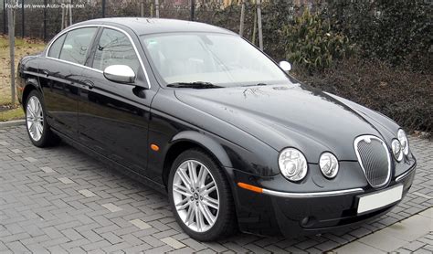 Jaguar S Type Teknik özellikler Yakıt Tüketimi Boyutlar