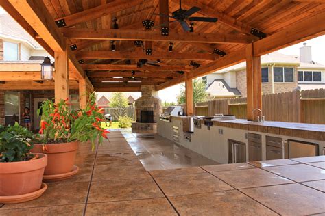 Gallery of outdoor kitchen ideas and designs. Delicate Outdoor Kitchen Roof Ideas to Set Cozy Backyard Cooking Spot | MYKITCHENINTERIOR