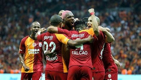 Galatasaray haberleri, son dakika transfer gelişmeler, maç sonuçları, ligdeki puan durumu, sakatlıklar , yöneticilerin açıklamaları ve dahası. Champions League: Die Startaufstellung von Galatasaray ...